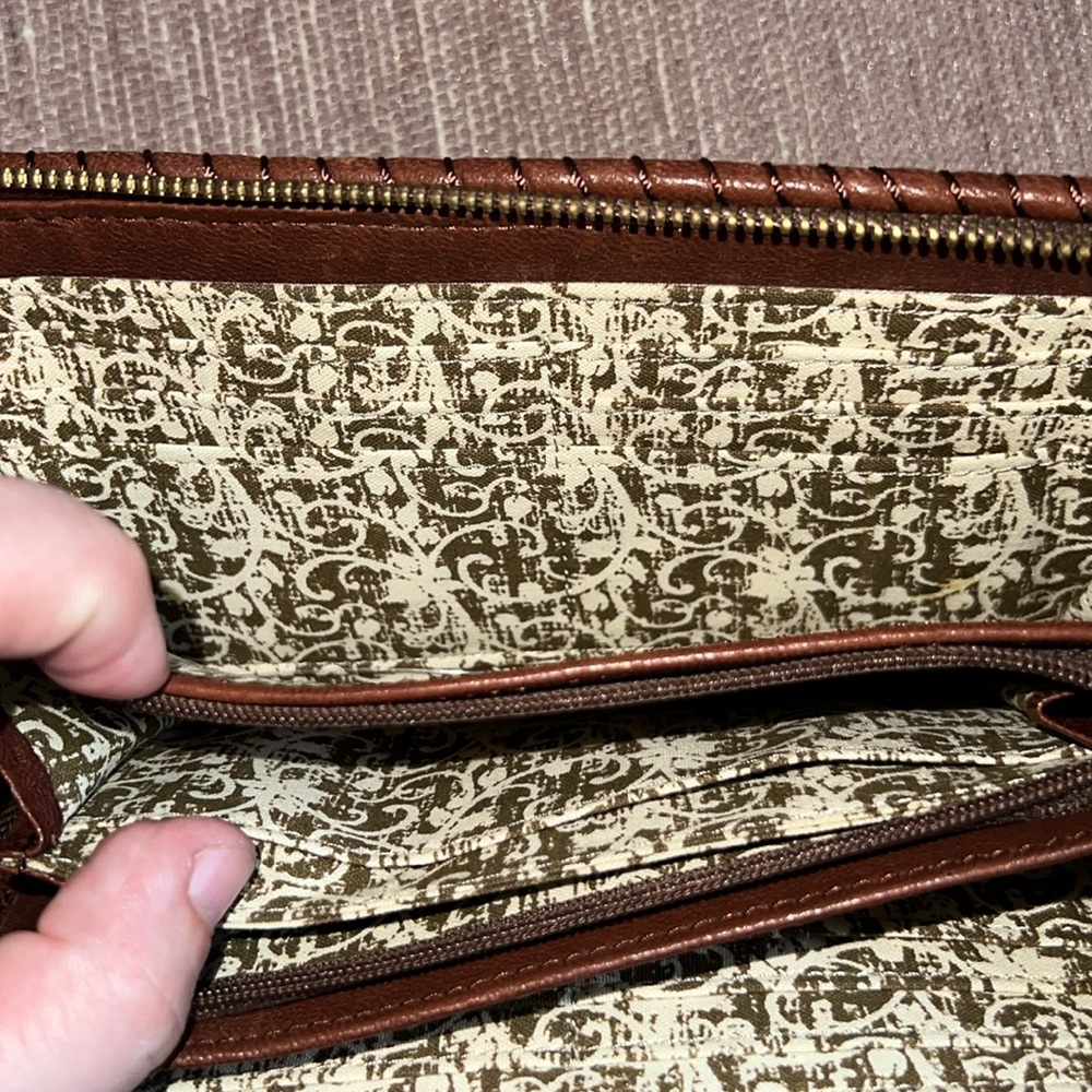 Nwt Hobo Sutter Mocha Accordion Wallet - image 7